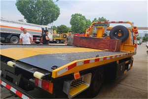 高邑附近拖车电话号码服务