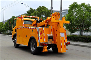 高邑高速路拖车费